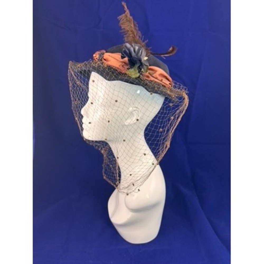 Vintage 40s 50s Best & Co NY Black Felt Hat Veil Feather Cocktail Hat - Picture 2 of 10